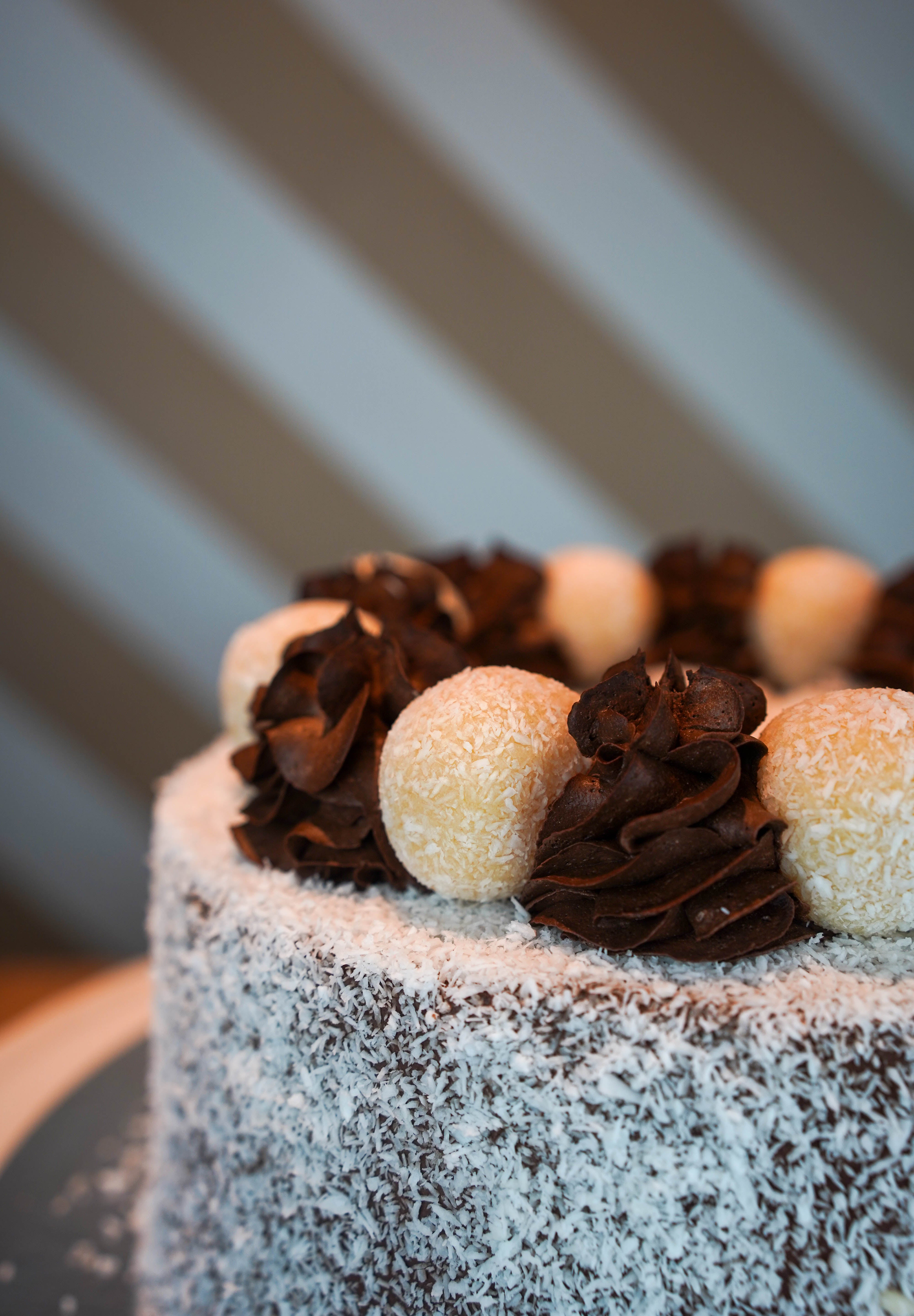 Prestígio Cake (Coconut & Chocolate)